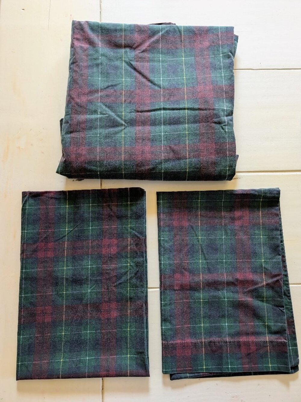 VTG Springs Plaid Sheet Set Red Green Blue Queen Flat Sheet 2 Pillowcases USA
